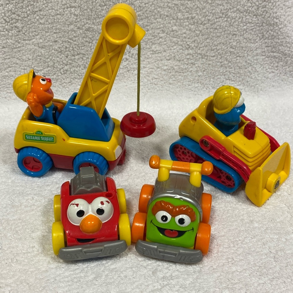 Tyco preschool Sesame Street cars truck 90’s, 2006 Ernie, Oscar, Elmo